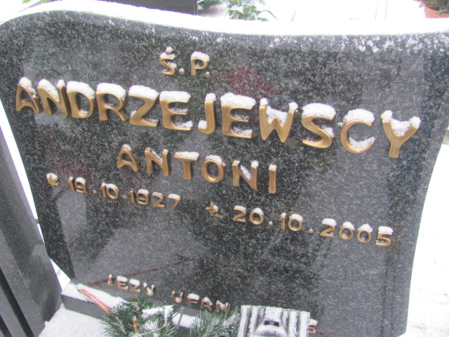 Antoni Andrzejewski 1927 Wągrowiec klasztorny - Grobonet - Wyszukiwarka osób pochowanych