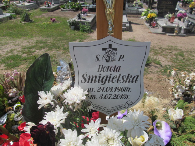 Dorota Śmigielska 1968 Wągrowiec klasztorny - Grobonet - Wyszukiwarka osób pochowanych
