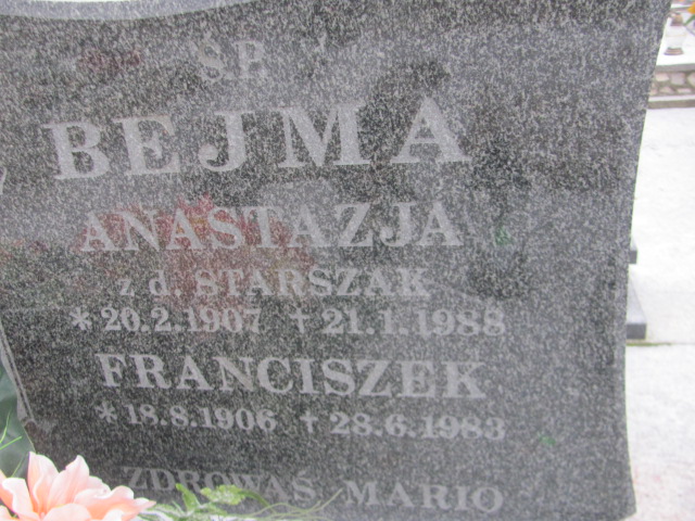 Małgorzata Łasecka 1942 Wągrowiec klasztorny - Grobonet - Wyszukiwarka osób pochowanych