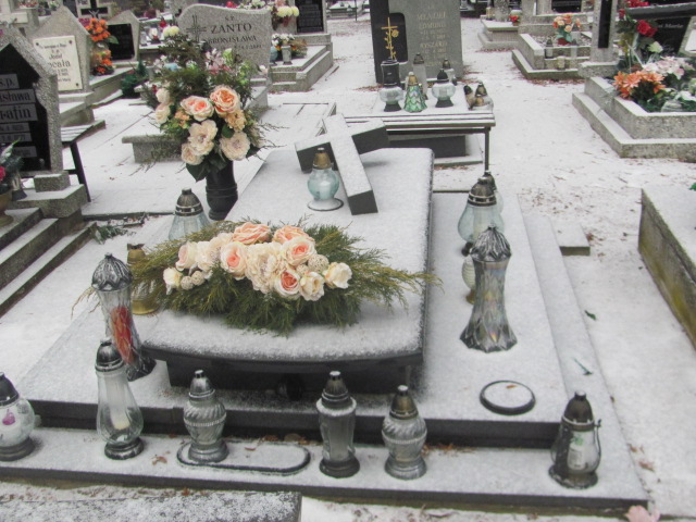 Aleksander Olejniczak 1946 Wągrowiec klasztorny - Grobonet - Wyszukiwarka osób pochowanych